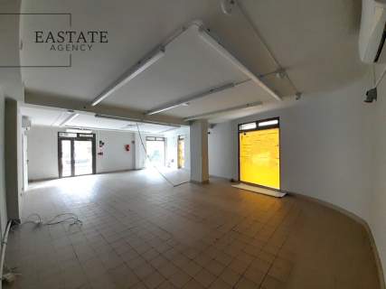 Lokal parterowy z ogródkiem 39m2 2 niezależne wejścia z gł
