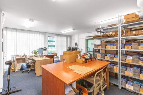 Lokal parter z witrynami 53m2 - Lublin, Bronowice