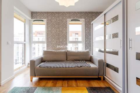 Wrocławska balkon garaż