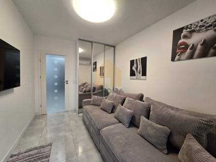 Prowizja 0% 3 pokoje, taras, balkon, 2 garaże