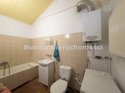 Jasne Studio 38 m , jak dom . Odrębne wejście.