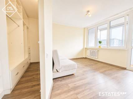 32,3 m balkon możliwość 2 pokoi