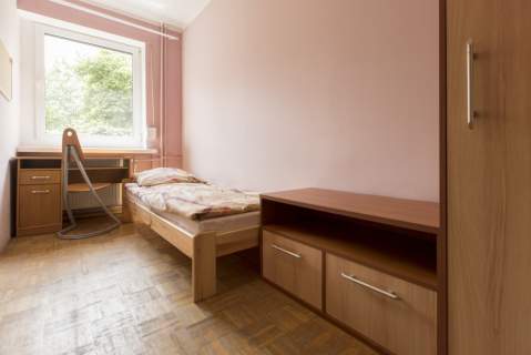 pokój dla studentki w mieszkaniu