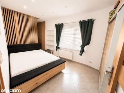 Dom w centrum 324 m2 7 pok 2 lazienki 3 tarasy osobn