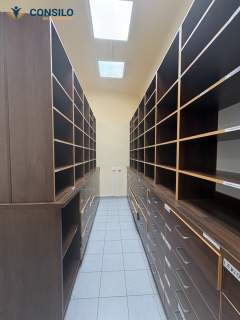 Lokal przy Hali Targowej 82 m2 Witryna