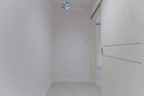 Gotowe do wprowadzenia 4 pokoje Balkon 11 m