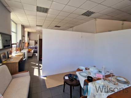 Duży lokal 385 m2 przy ruchliwej i żyjącej ulicy