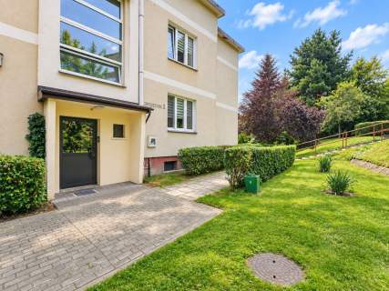 4 duże pokoje, balkon, widok, pierwsze piętro