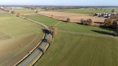 Działka budowlana 1070m2 Dzielna