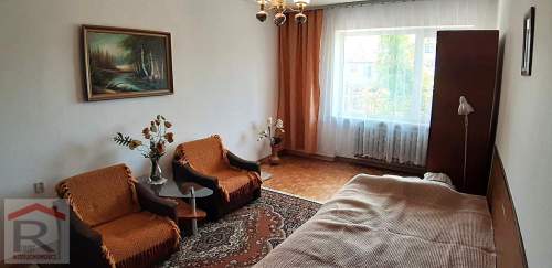 Dom rodzinny, na cichej ulicy