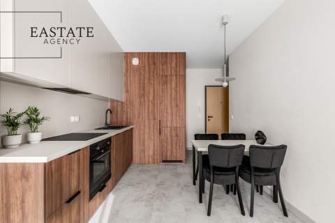 2 pokoje Klimatyzacja Duży balkon Garaż