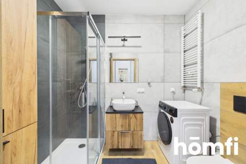 Kawalerka pierwszy najem balkon Factoria