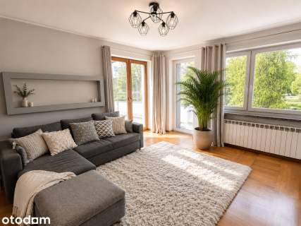 Dom w centrum 324 m2 7 pok 2 lazienki 3 tarasy osobn