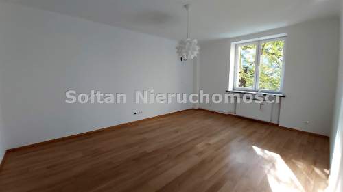 Wilcza CICHE 51m, winda, kamienica, po remoncie