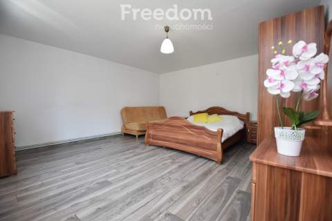 Dom wolnostojący 4 pokoje, 110 m2 duża działka