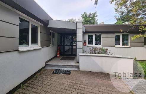 Budynek 468 m2 plac 1244 m2/super ekspozycja
