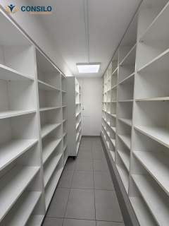 Lokal przy Hali Targowej 82 m2 Witryna