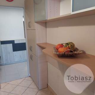 2 niezależne pokoje, osobna kuchnia, balkon