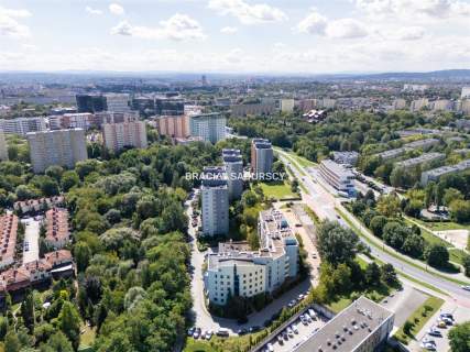 PRZESTRONNE - 78 M2 W ŚWIETNEJ LOKALIZACJI
