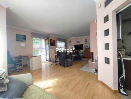 PRZESTRONNY DOM 220 m 13 ARÓW ZAMOŚĆ, UL. GÓRNA