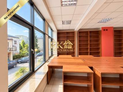 LOKAL USŁUGOWO-BIUROWY NA WYNAJEM ŚCISŁE CENTRUM