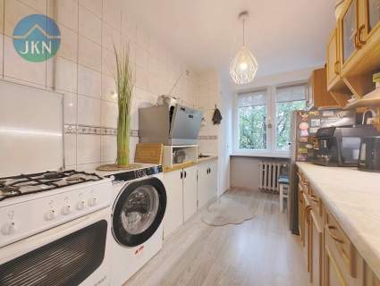 Mieszkanie w centrum , balkon z widokiem na góry