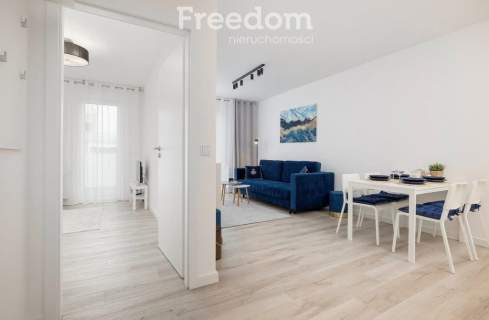 Apartament 36 m , Platinium Rewal, 50 m od morza