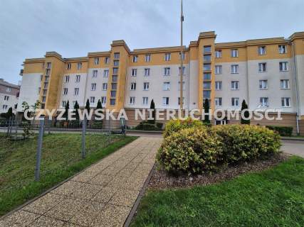 3-POKOJOWE Z DUŻYM BALKONEM I WINDĄ OS. BAJKOWE