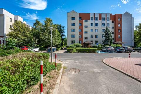 Rozkładowe, osobna kuchnia, dobra komunikacja