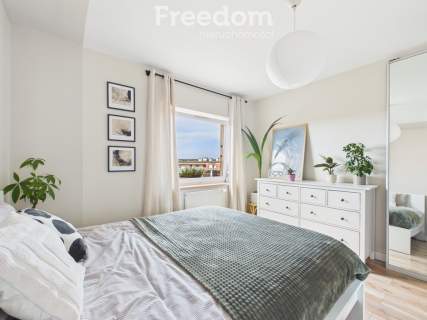 2 pokoje 51,46 m balkon hala garażowa