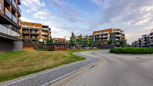 TARAS 12,7 m2 ZE ŚCIANĄ ZIELENI - BAGRY PARK