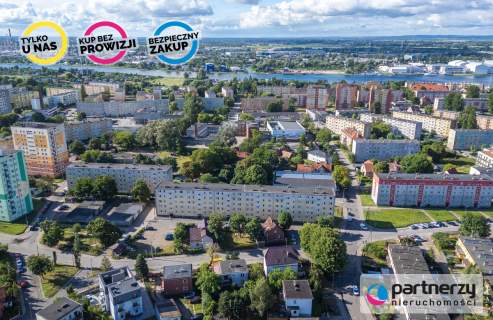 Połowa domu dwurodzinnego z ogrodem