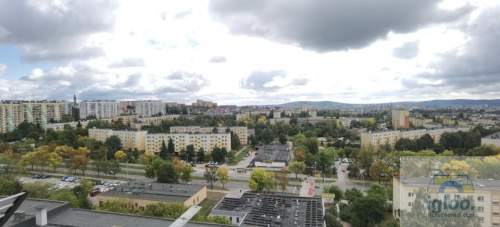 Mieszkanie 2-pokoje -Urządzone -Balkon -Winda -Parking -os.Uroczysko