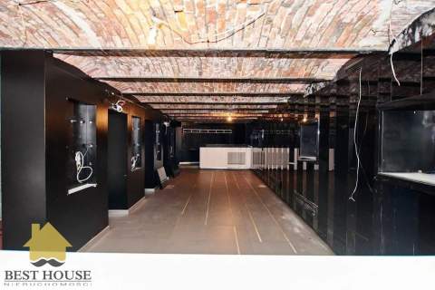 LOKAL USŁUGOWY 350 M W PRESTIŻOWEJ LOKALIZACJI