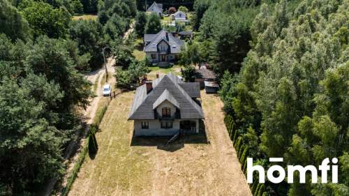 Dom do wykończenia w otulinie lasu