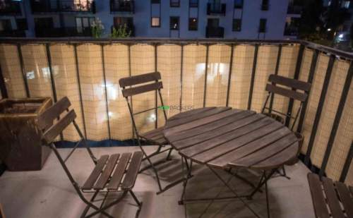 Salon z aneksem i sypialnia, balkon, garaż
