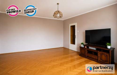 3 pokoje na Chełmie, słoneczne mieszkanie 66 m2