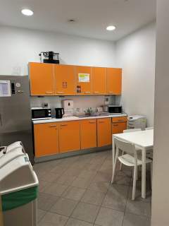 Nieruchomość komercyjna do wynajęcia, 700 m2, Warszawa