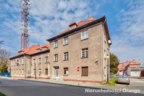 Nieruchomość na mieszkania lub akademik