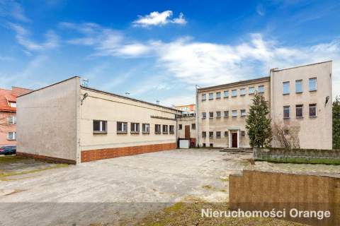 Powierzchnie biurowe przy drodze wojewódzkiej