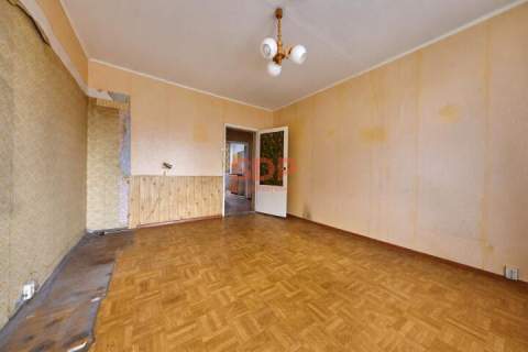 3 pokoje Gołonóg balkon 48 m2 4 m2 piwnicy