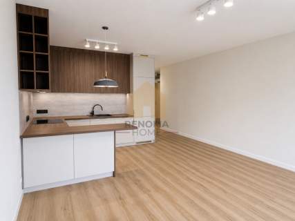 Szlachecka 3 Pokoje Balkon Winda
