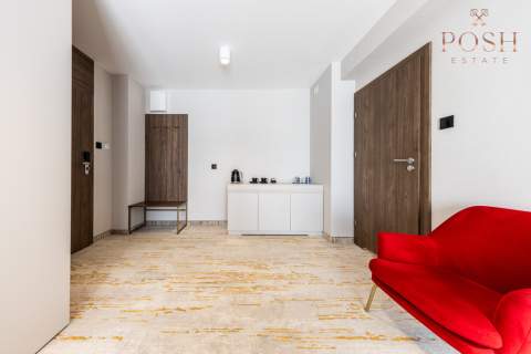 widok na basen inwestycja balkon własna sauna