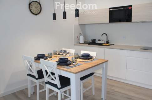 Apartament 50 m od morza, 2 pok z garażem