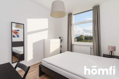 Gdynia Strzelców. Apartament z widokiem na las