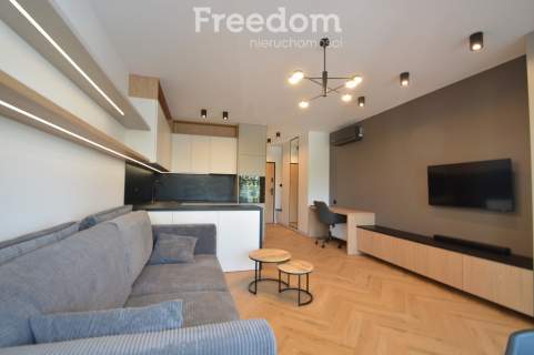 Nowoczesny apartament w pobliżu jeziora