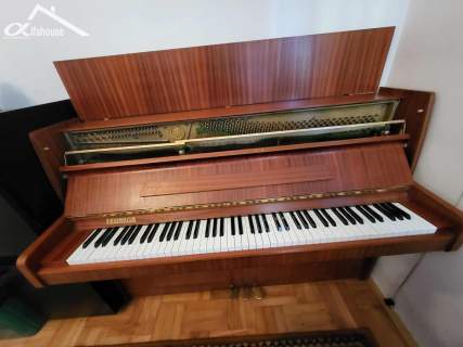 WYJĄTKOWA OFERTA Dom Piętrowy z Dużą Działką w Pr