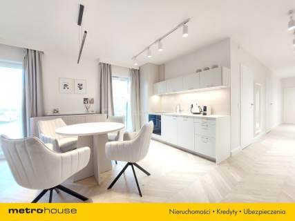 LUKSUSOWY APARTAMENT, 2 MJC POSTOJOWE, KOMÓRKA