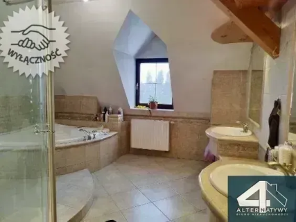 6-pokojowa willa z panoramą Krakowa, Rajsko 355m