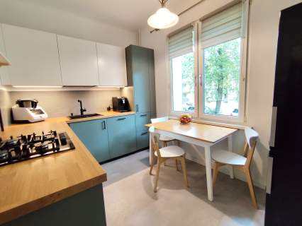 Idealne dla rodziny 4 oddzielne pokoje, balkon, osiedle C